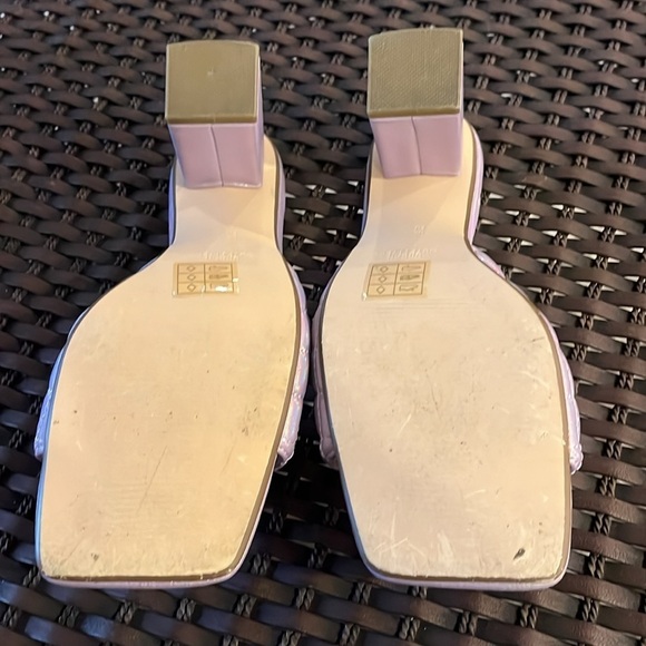 UO urban outfitters heeled mule sandals lilac lavender purple size 8 - Picture 9 of 14